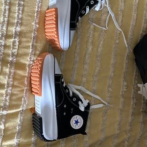 Cute converse like shoes